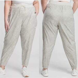 Athleta Venture Printed Pant Joggers‎ Size 26 NWT